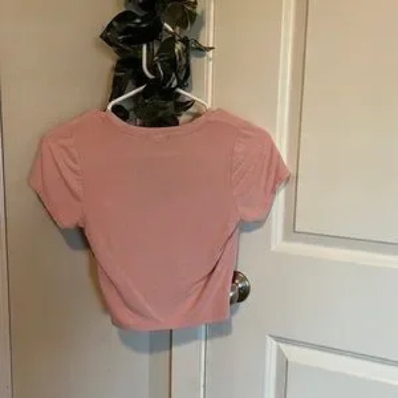Bozzolo light pink tied in front crop top size Large - Picture 4 of 5